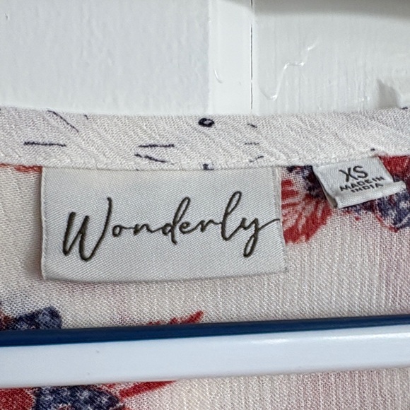 Wonderlt Red and Blue Patterned Blouse - Picture 2 of 6